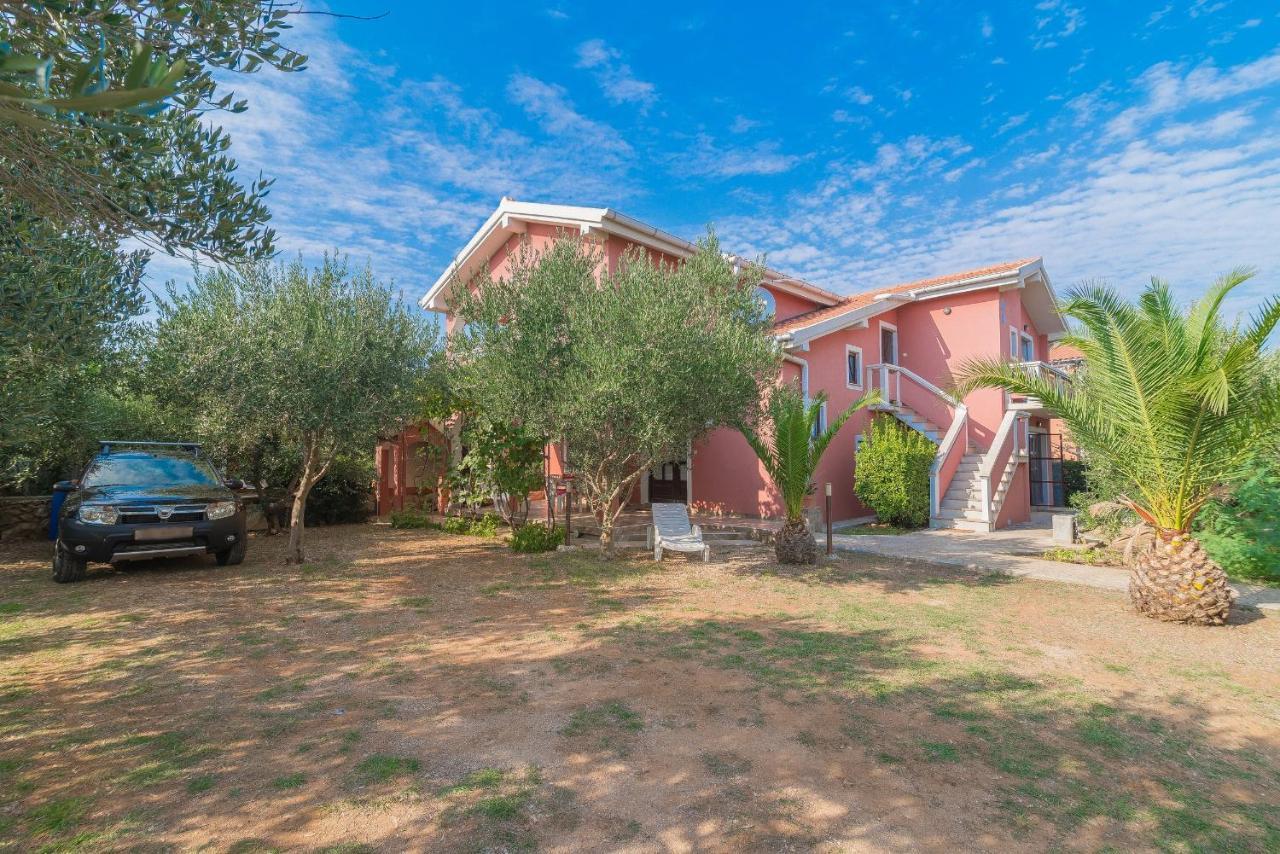Apartments Puskaric Vir Exterior foto