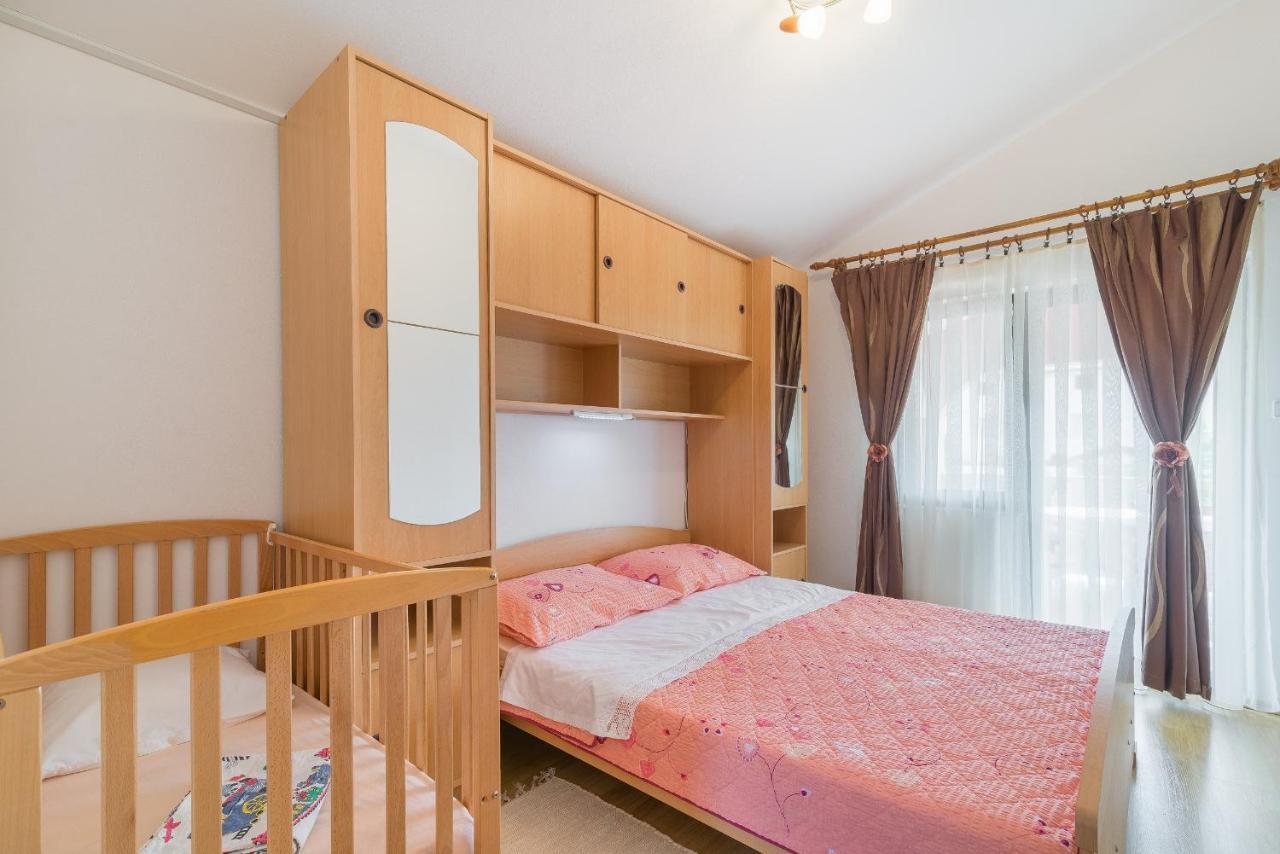 Apartments Puskaric Vir Exterior foto
