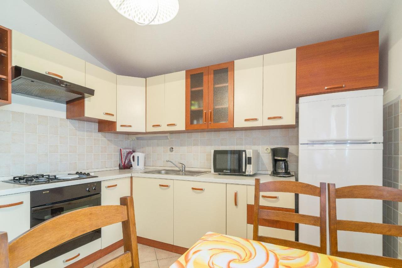 Apartments Puskaric Vir Exterior foto